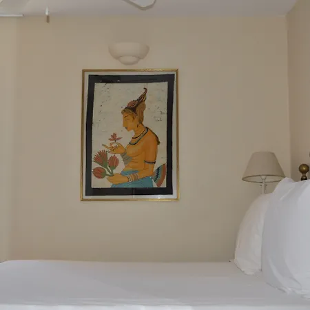 Boutique Mamabels Hotel 2*